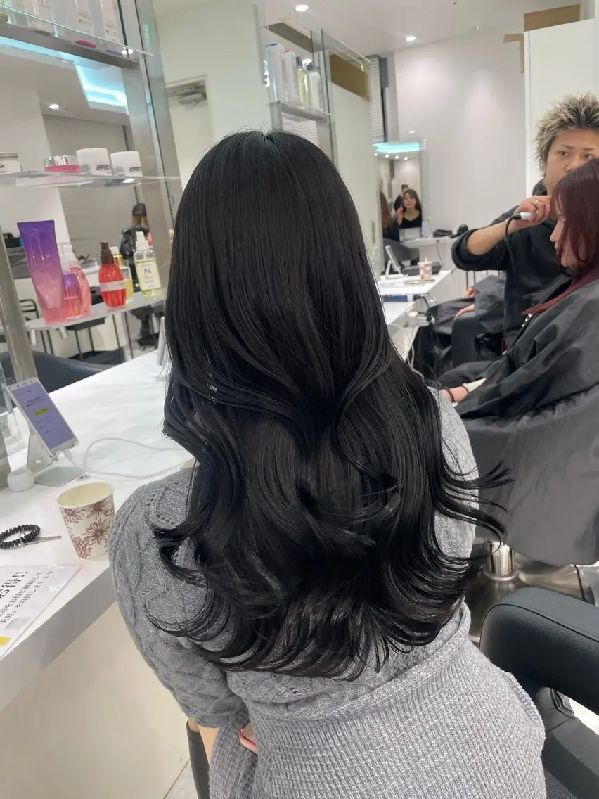 ロング カラー 野口 楓華のヘアスタイル