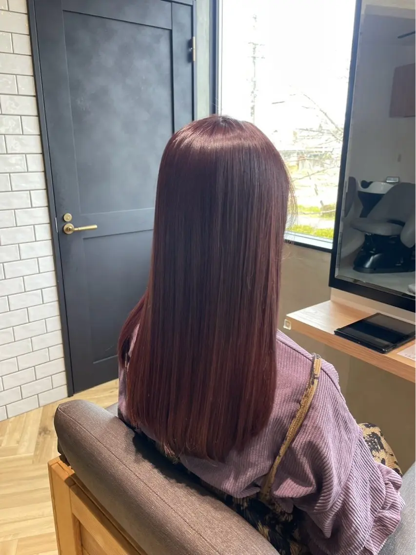 ロング 細江 桃加のヘアスタイル