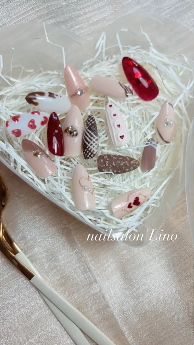 ネイル アートネイル バレンタイン Lino𓂃⟡.· Chizuruのネイルデザイン