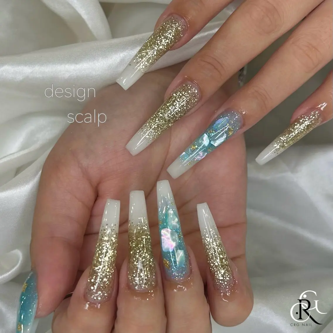ロング ハンドネイル 美フォルムスカルプ✨ RENAのネイルデザイン