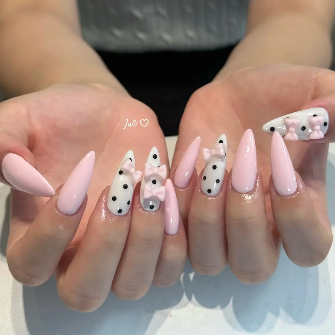 ネイル フレンチネイル ジェルネイル キラキラネイル 韓国ネイル レース Julli NailStudioのネイルデザイン