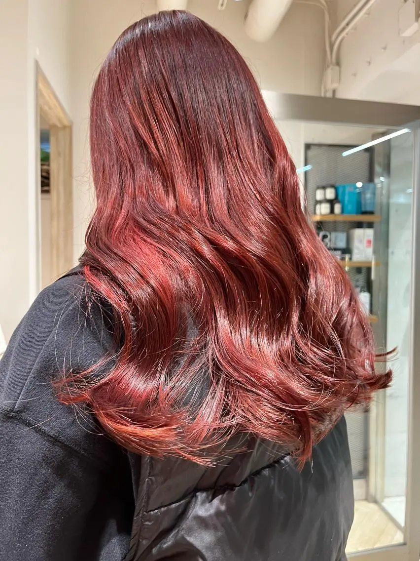 大人気🧡ブリーチなしダブルカラー🧡+プチトリートメント+スタイリング🧡ワンカラーでは出ない透明感や色味が叶います!の写真