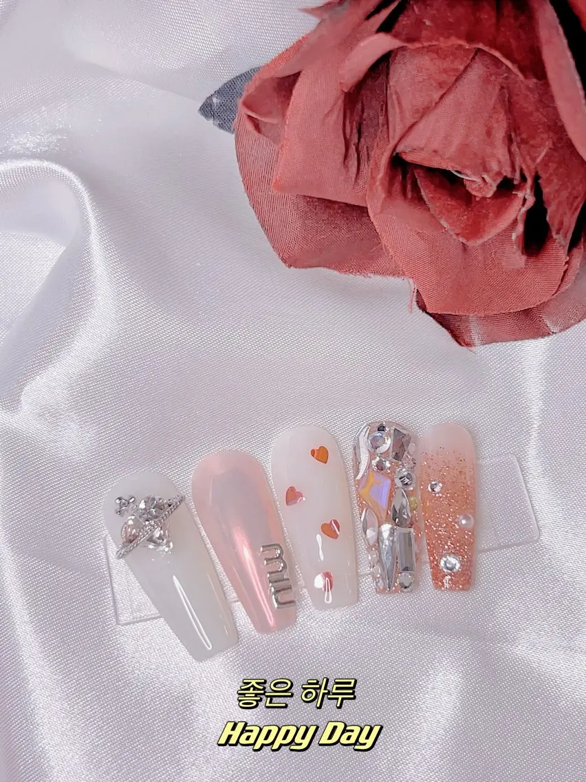 ネイル ハンドネイル 【長さ出し】 IRIS NAILのネイルデザイン