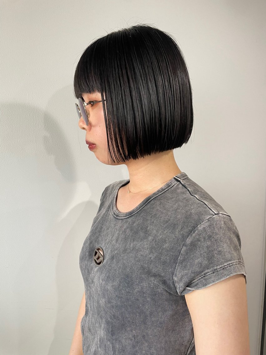 ミディアム カラー ボブ カット ヘアカラー レイヤーカット/ ハイトーン/ゆうあのヘアスタイル