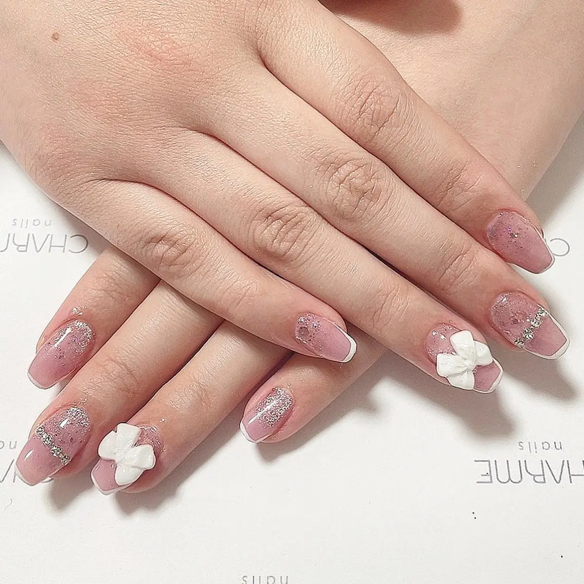 ネイル リボン 🌙🫧CHARME (RUKA)🦋🫧のネイルデザイン