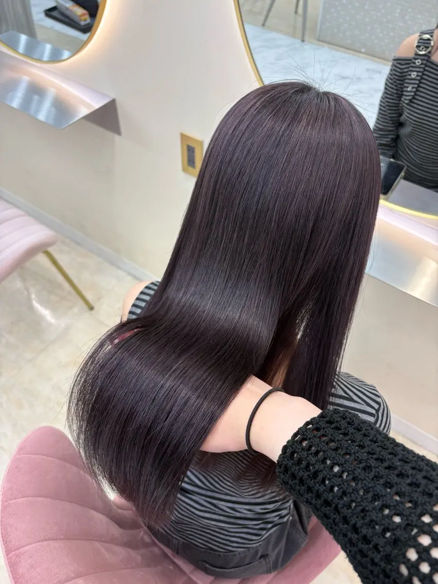 ロング カラー ブリーチ 透明感カラー グレージュ ラベンダーカラー ラベンダーグレージュ ヘアカラー トリートメント ヘッドスパ ぴんく髪の美容師🎀 🖤ゆうなのヘアスタイル