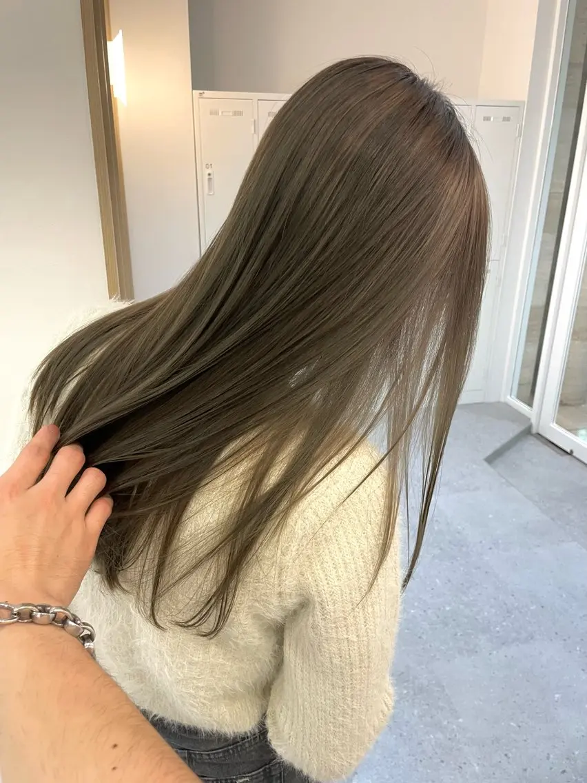 ロング 透明感/エクステ Veluaのヘアスタイル