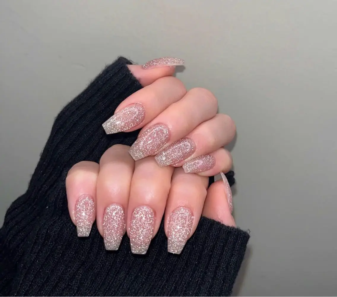 ネイル キラキラネイル マグネットネイル ぷっくりネイル 春ネイル ワンホンネイル ハンドネイル Candy Nailのネイルデザイン