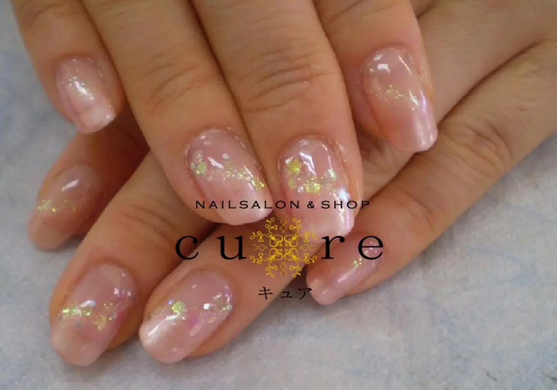 ミディアム ネイル ハンドネイル ネイルサロン Cureのネイルデザイン