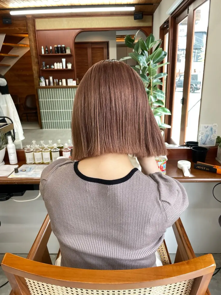 カット+ケアブリーチダブルカラー+毛髪補強トリートメントの写真