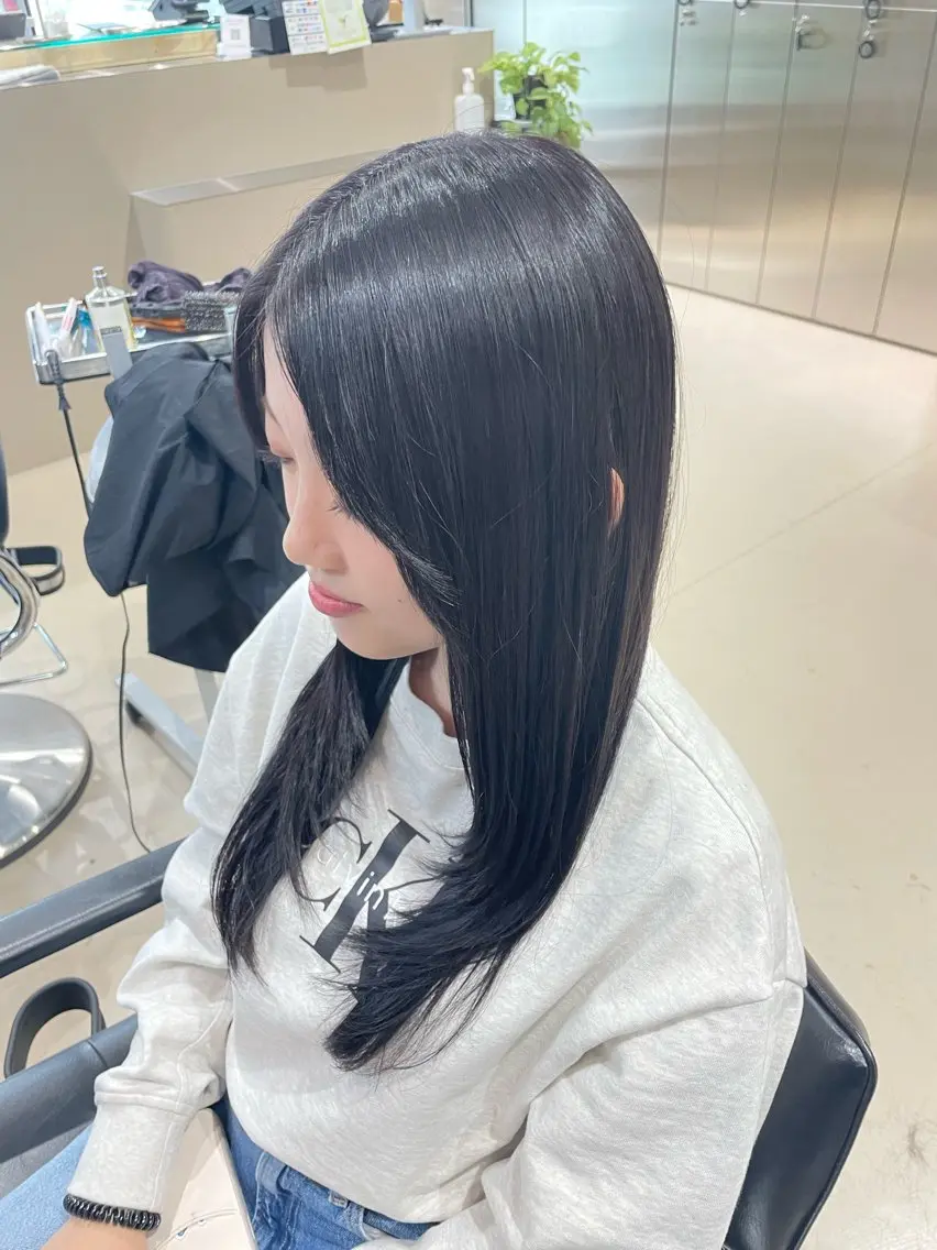 セミロング 顔周りカット レイヤーカット けいせい/横浜/ カラー、パーマ、縮毛のヘアスタイル