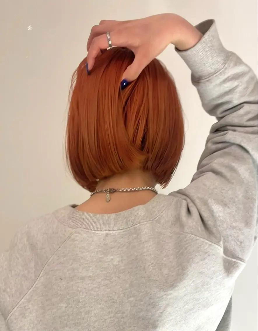 ショート カラー オレンジ 熊崎 葵のヘアスタイル