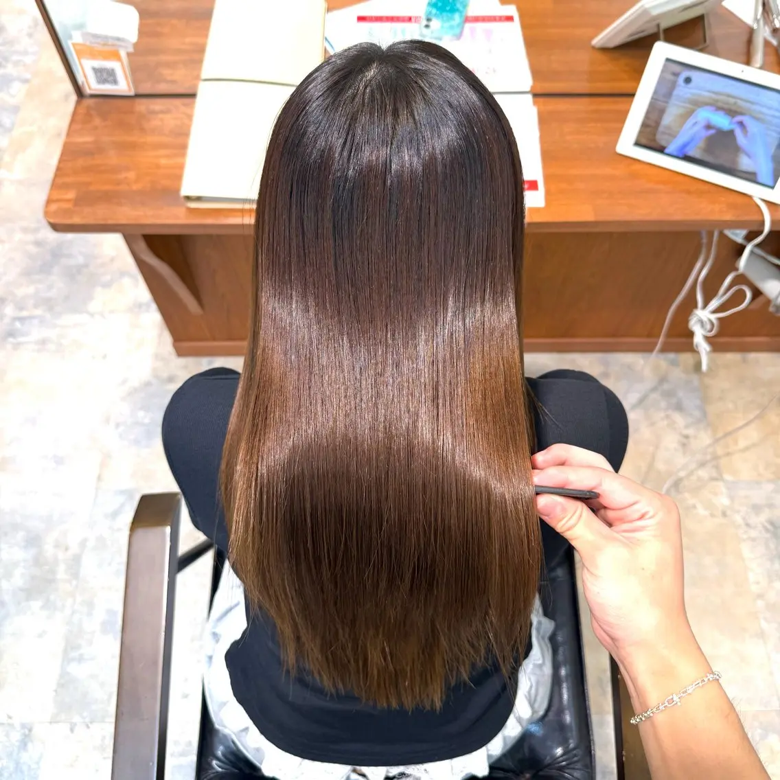 ロング カット 縮毛矯正 トリートメント レイヤーカット 縮毛矯正 高杉颯汰のヘアスタイル