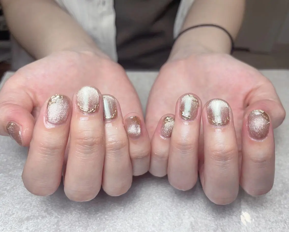 ネイル マグネットネイル ミラーネイル BLANC.nail yuuのネイルデザイン