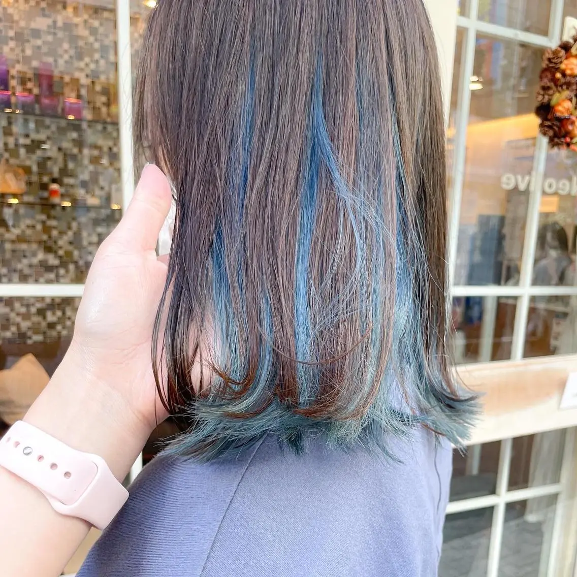ミディアム カラー ブルーカラー インナーカラー ✨カラー支持No.1 🧸ワキ カナコ🧸のヘアスタイル