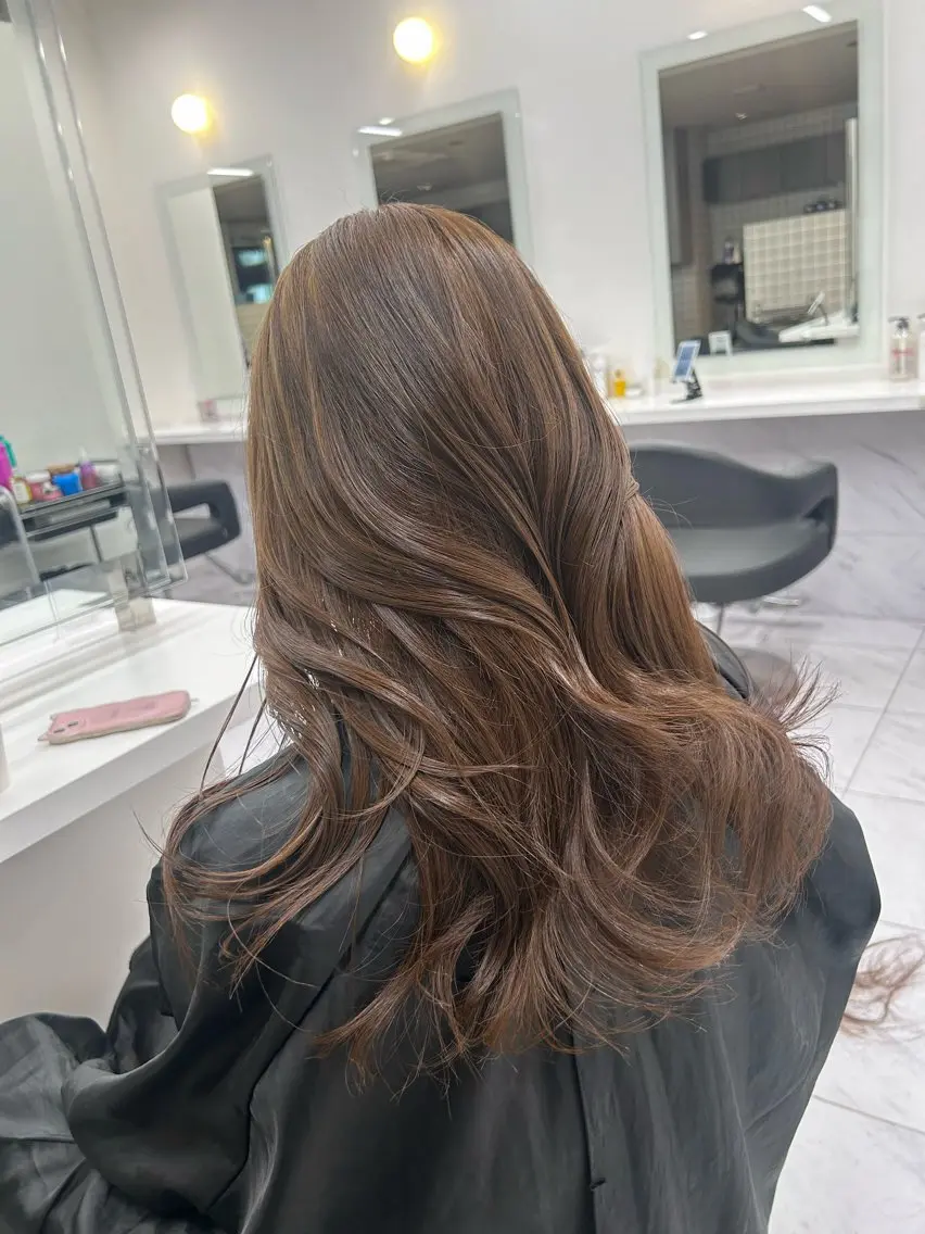 ロング カラー パーマ ヘアアレンジ メンズ キッズ ヘアカラー トリートメント ヘアセット ブリーチなしカラー/ ブラウン/レイヤーのヘアスタイル