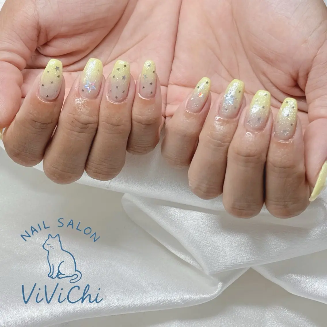 ネイル ハンドネイル ViViChi 梨帆のネイルデザイン