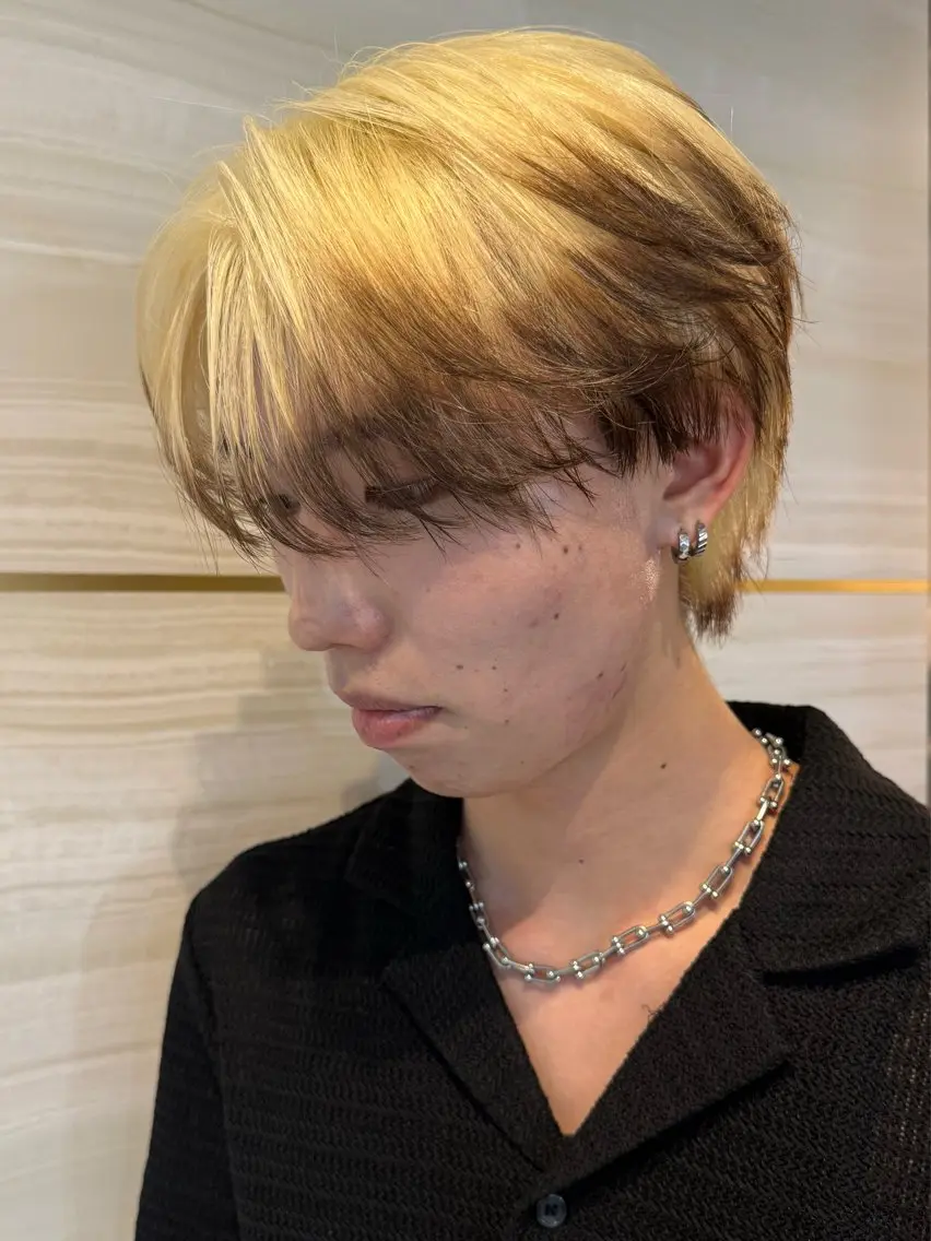 メンズ メンズブリーチ 🎀古沢月渚🎀 ワンカラーのヘアスタイル