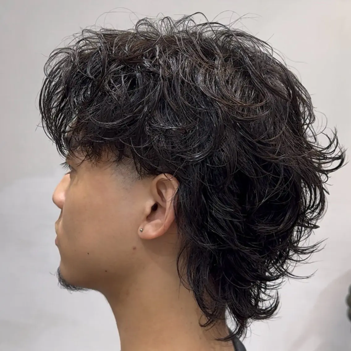 ショート パーマ メンズ フェードカット メンズパーマ マレットヘア カット パーマ トリートメント fifth 一寸木 桂斗のヘアスタイル