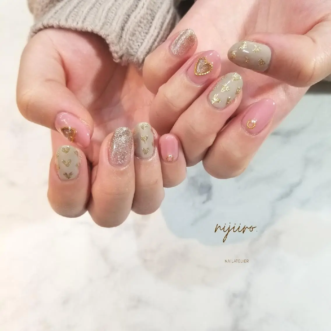 ネイル ハート ハンドネイル nijiiro🌈 サトウのネイルデザイン