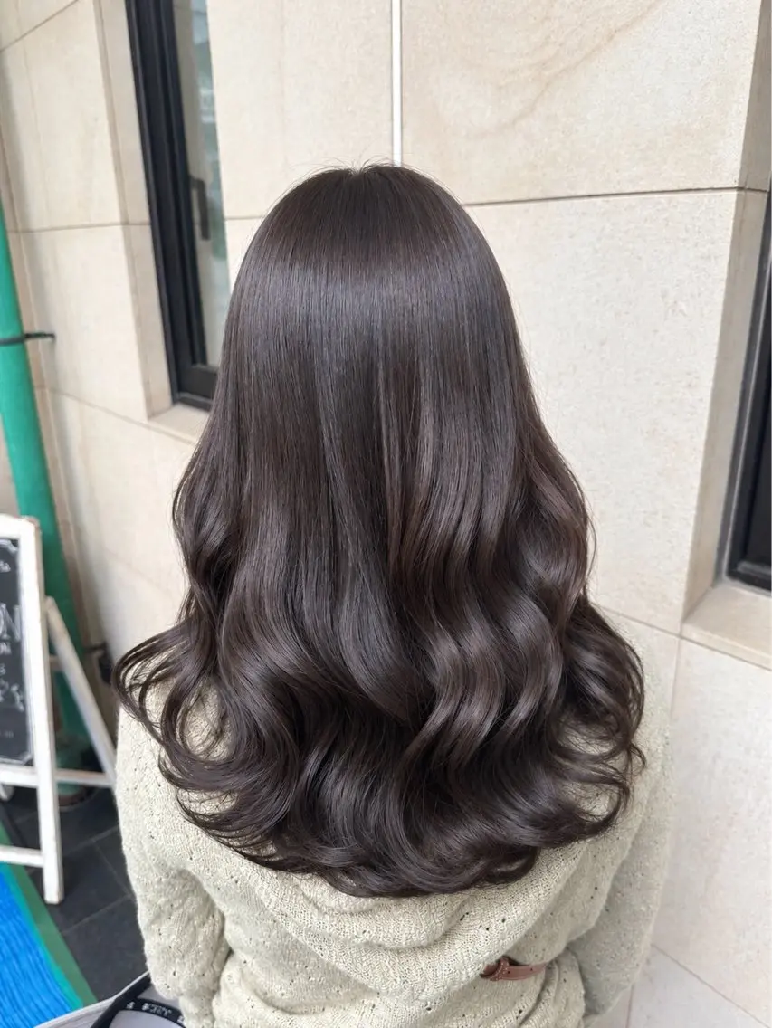 セミロング カラー グレージュ カット ヘアカラー トリートメント ✨️髪質改善＆艶カラ ー✨️Yudaiのヘアスタイル