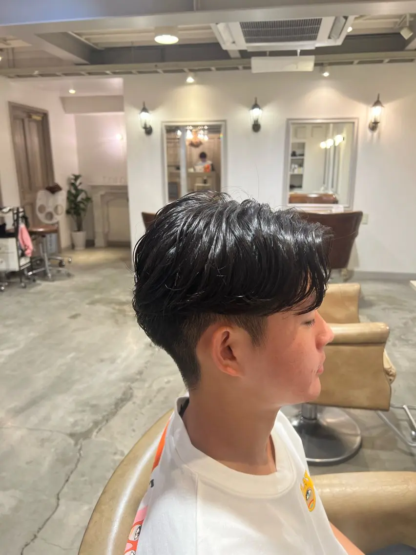 ショート パーマ メンズ ひがし はるなのヘアスタイル