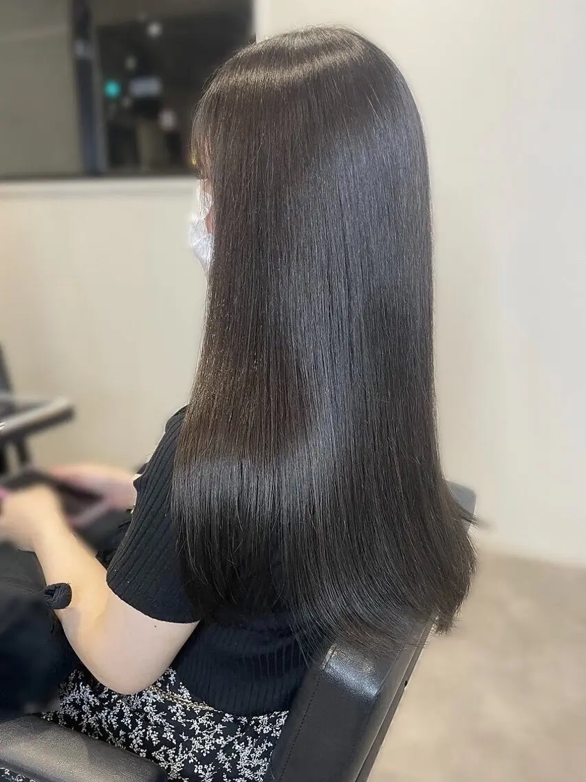 ロング カット 縮毛矯正 トリートメント 【明石の艶髪神様】 染澤尋統のヘアスタイル