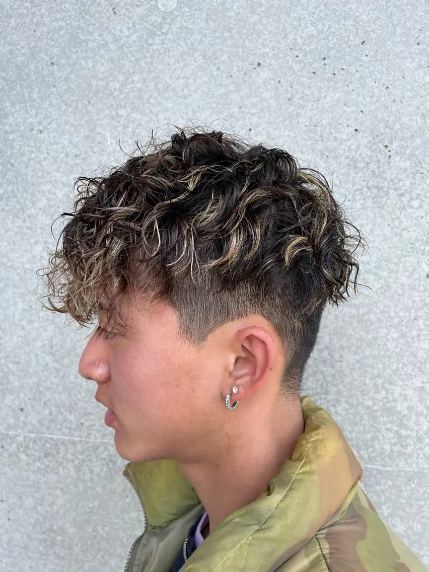 パーマ メンズ 坂本 勇将のヘアスタイル