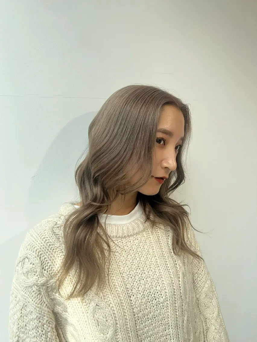 セミロング カラー カット ヘアカラー トリートメント 赤みゼロ/透明感 カラー🔅KANTAのヘアスタイル