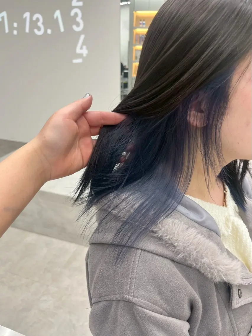 カラー ハイトーンカラー🐬 えりかのヘアスタイル