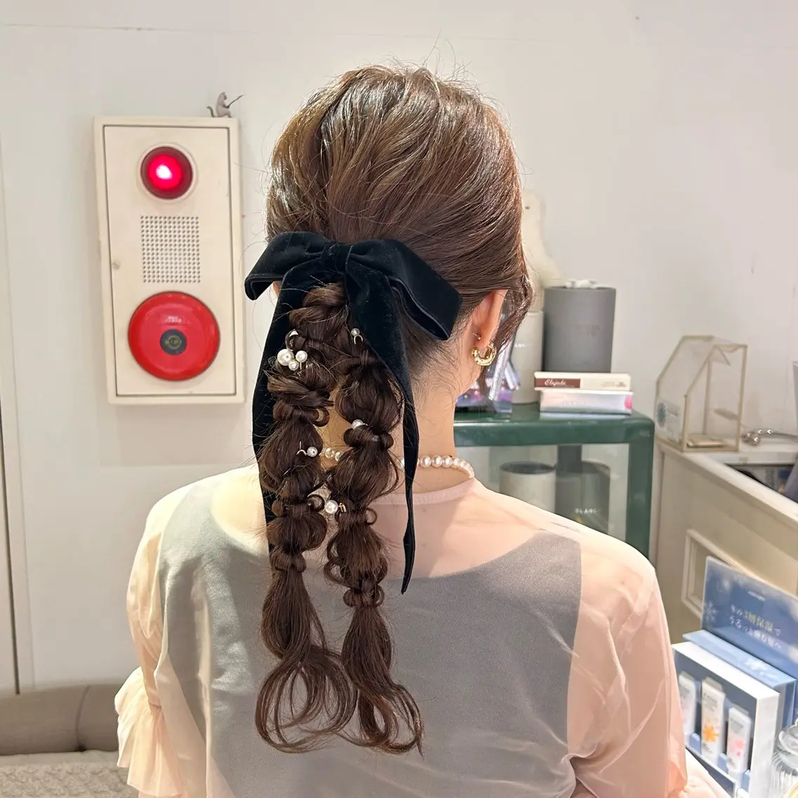 セミロング カラー ヘアアレンジ ヘアセット 吉水 彩乃 /ボブ/艶感カラーのヘアスタイル