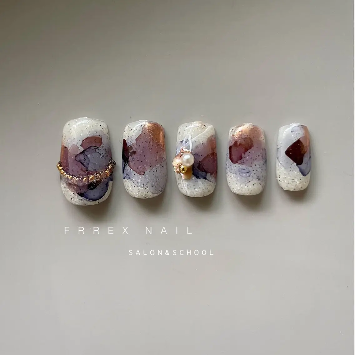 ネイル ニュアンスネイル ハンドネイル ハンドケア freex nail /ニュアンス/個性派のネイルデザイン