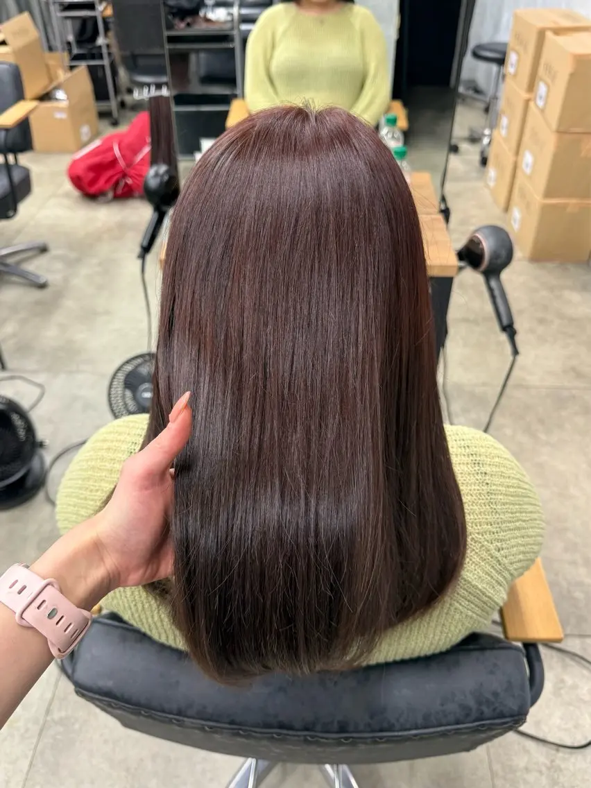 セミロング カラー ブラウンカラー カット ヘアカラー トリートメント 美髪矯正🪽／新宿／ ゆうみ🦋のヘアスタイル
