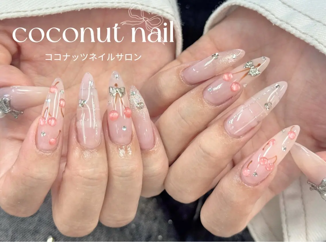 ネイル べっ甲ネイル フレンチネイル キラキラネイル マグネットネイル 大理石ネイル(マーブル) ハンドネイル 神田 ココナッツのネイルデザイン