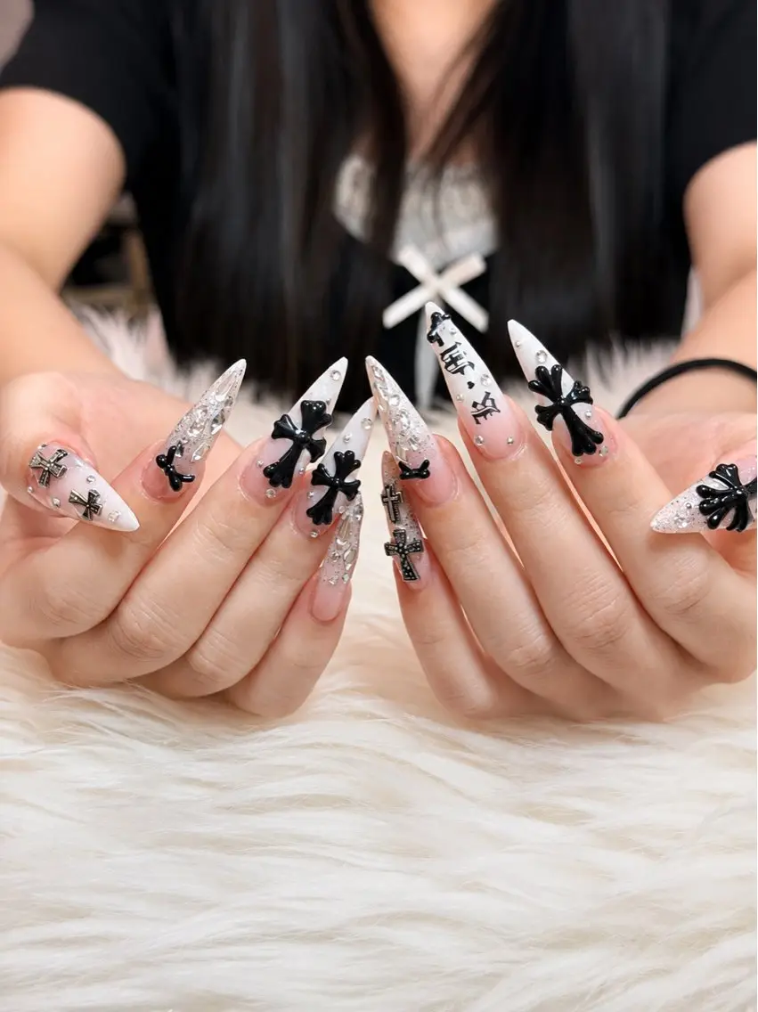 ネイル キラキラネイル 韓国ネイル ロングネイル リボン ワンホンネイル MEO MEO NAIL 守山のネイルデザイン