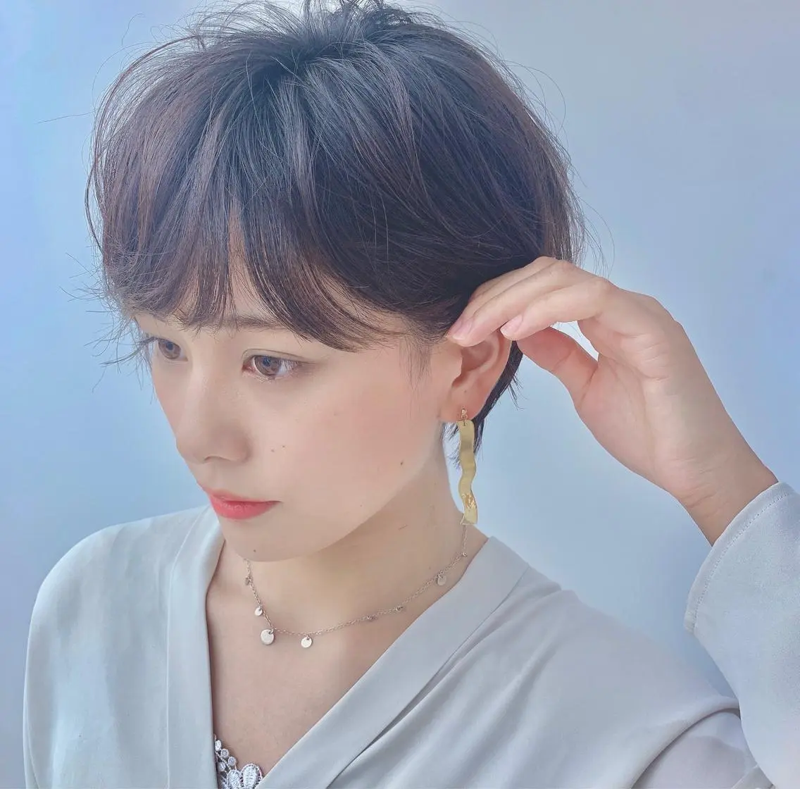 ショート 韓国風🇰🇷うる艶 レイヤー/海青🫧のヘアスタイル