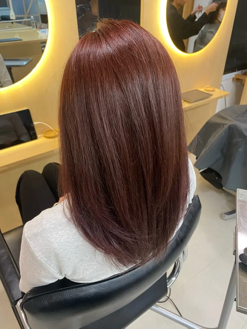 セミロング カット ヘアカラー elk ANZU🎀のヘアスタイル