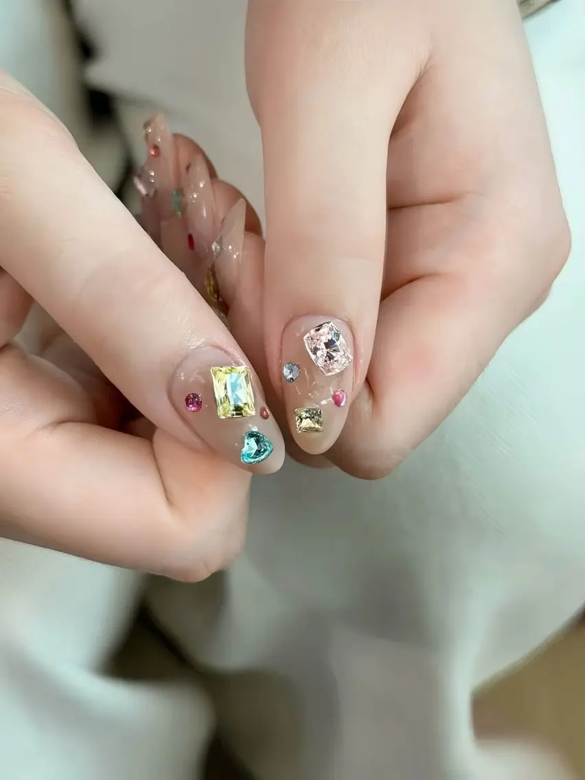 ネイル 長さ出し フレンチネイル グラデーション ワンホンネイル AUREA Nail 心斎橋店のネイルデザイン