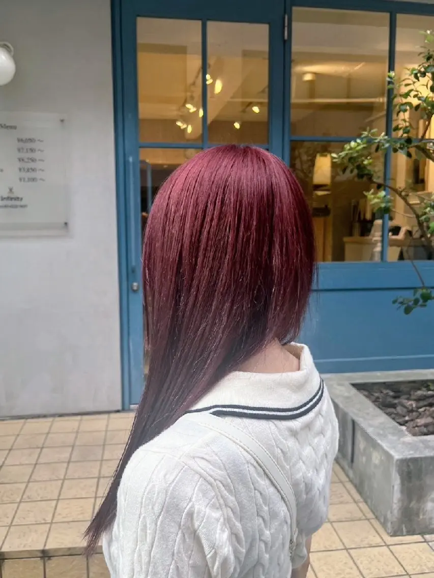 カラー ロング ブリーチ ピンクカラー 中山 樹のヘアスタイル