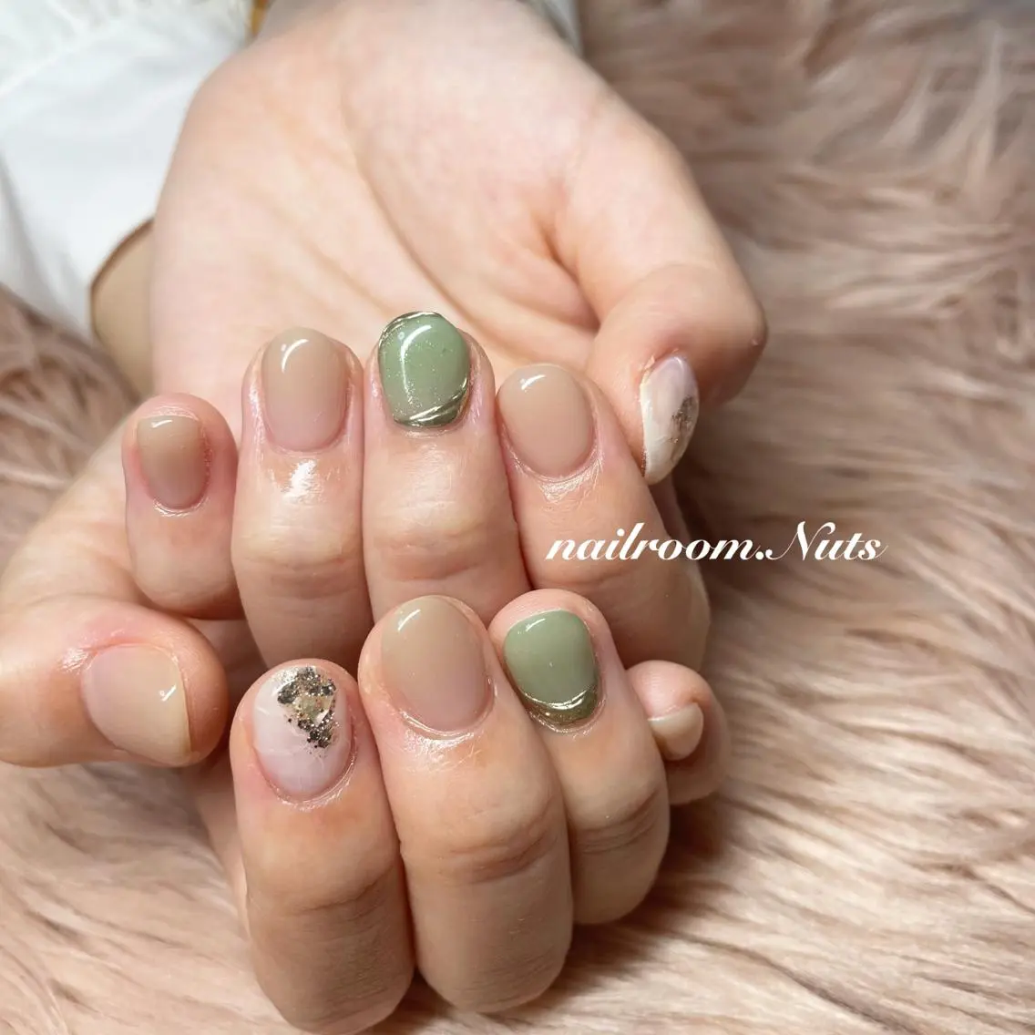 ネイル ハンドネイル nailsalon Nutsのネイルデザイン