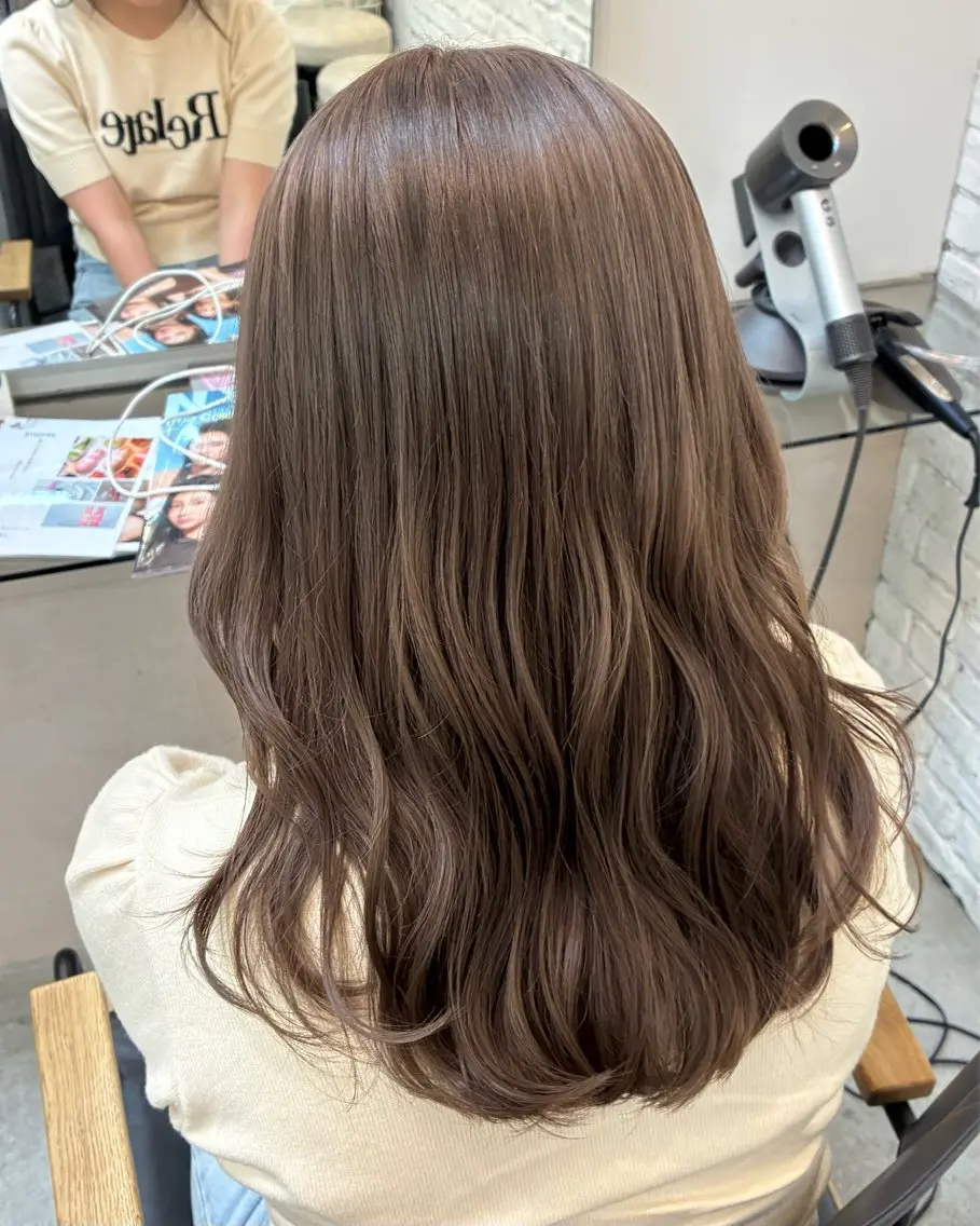 セミロング ヘアカラー nanami🏷🤎 ベージュのヘアスタイル