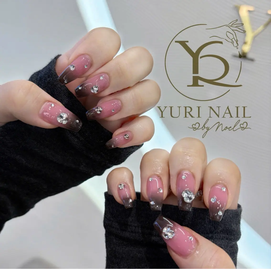 ネイル チークネイル フットネイル 韓国ネイル ニュアンスネイル オフィスネイル ハンドネイル フットネイル ハンドケア YURI Nail NARITAのネイルデザイン
