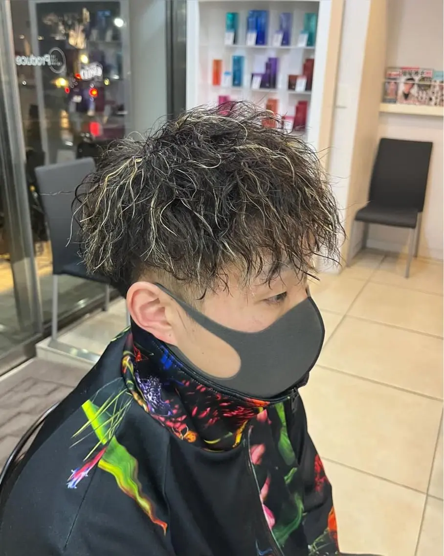 カラー パーマ メンズ 垢抜けのあっきー/ 本厚木徒歩1分のヘアスタイル