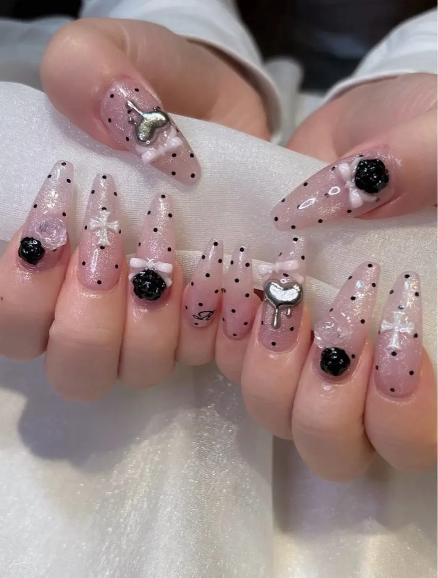 ネイル ハンドネイル NiJi Nailsのネイルデザイン