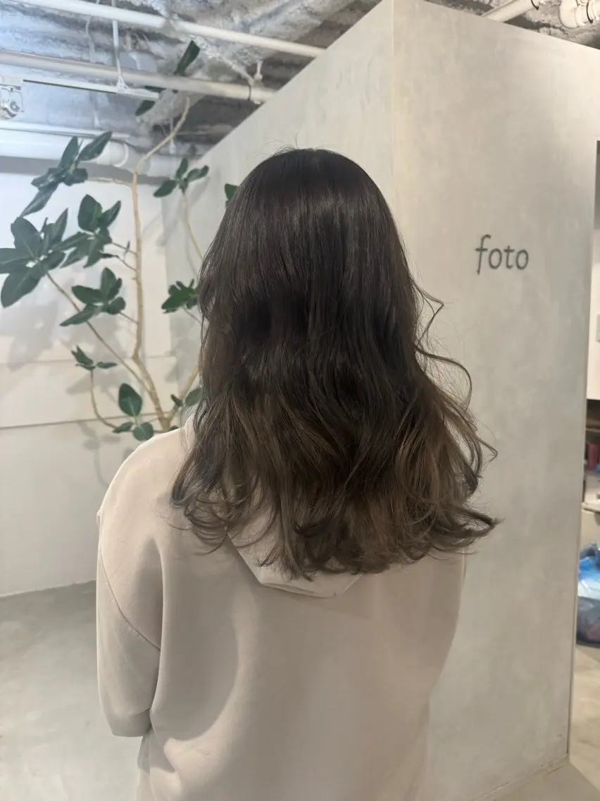 セミロング カット ヘアカラー トリートメント 100%可愛い顔周り 💓レイヤー/しずくのヘアスタイル
