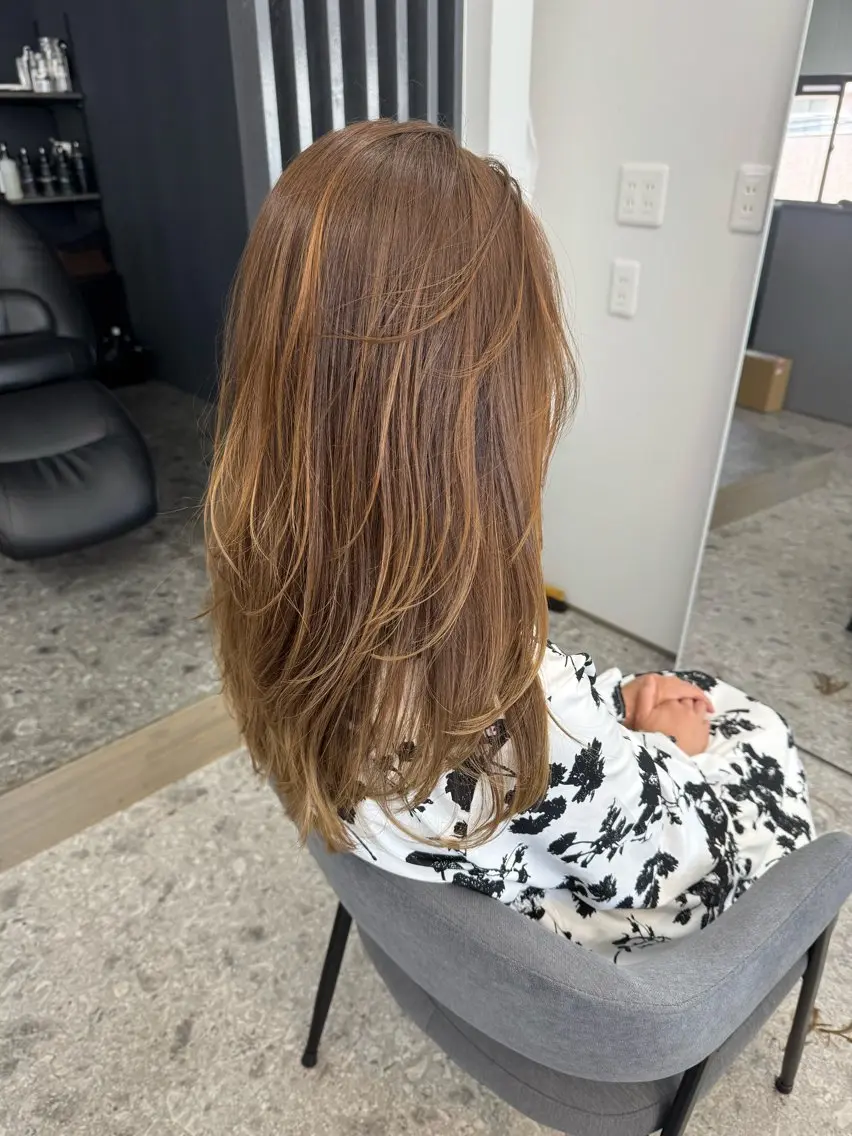 セミロング レイヤーカット 箕面☆髪質改善☆安田 聡志のヘアスタイル