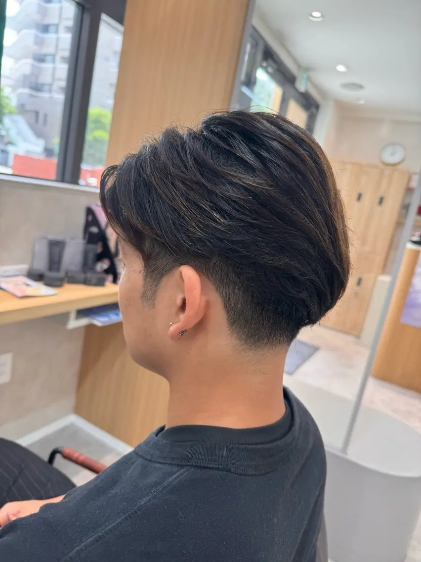 メンズ フェードカット 中村 亜希のヘアスタイル