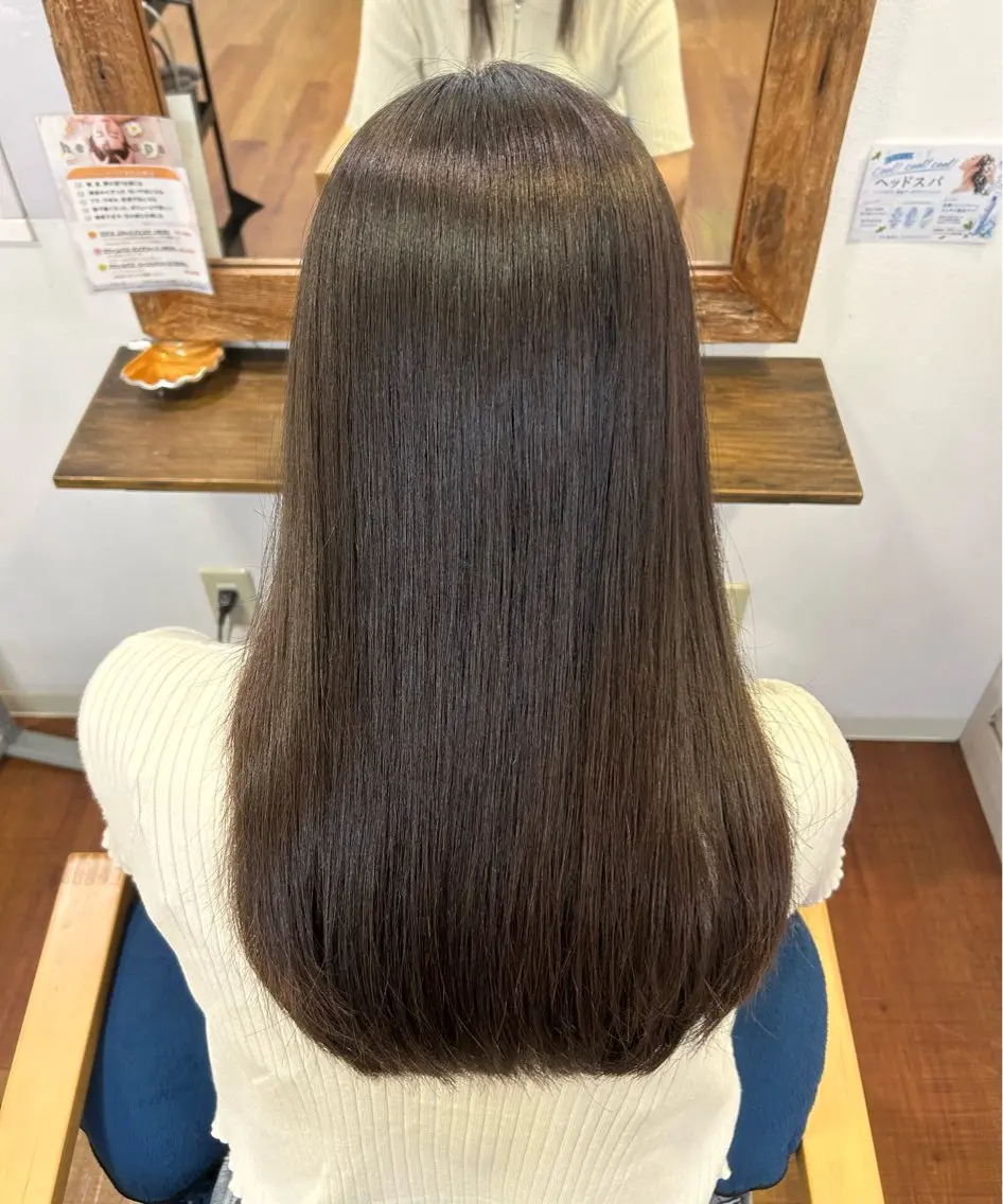 ロング 縮毛矯正 トリートメント 改瀬 由衣のヘアスタイル
