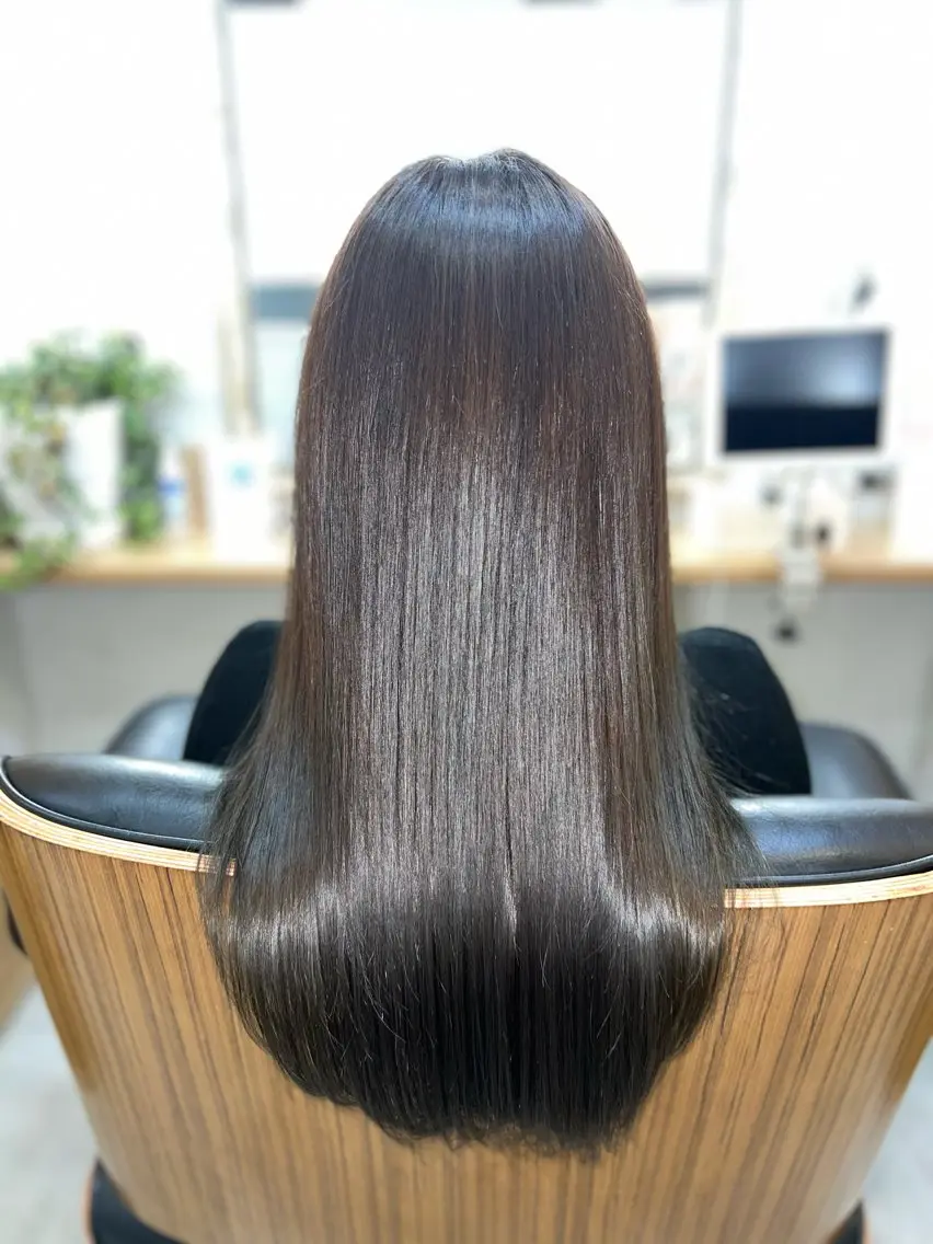 ロング アッシュ 髪質改善 ヘアカラー 川村 昌広のヘアスタイル