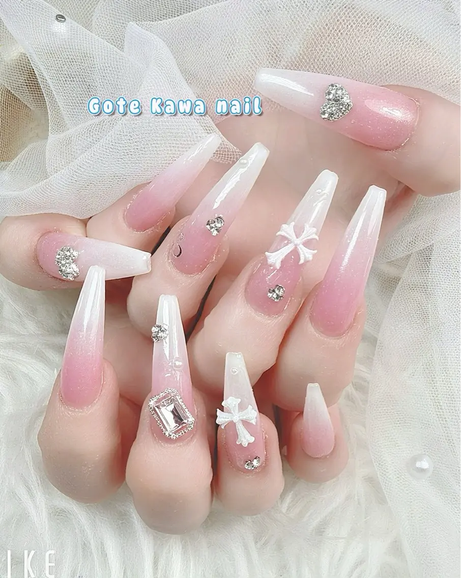 ネイル グラデーション ワンホンネイル ハンドネイル ハンドケア Gote Kawa nail salonのネイルデザイン